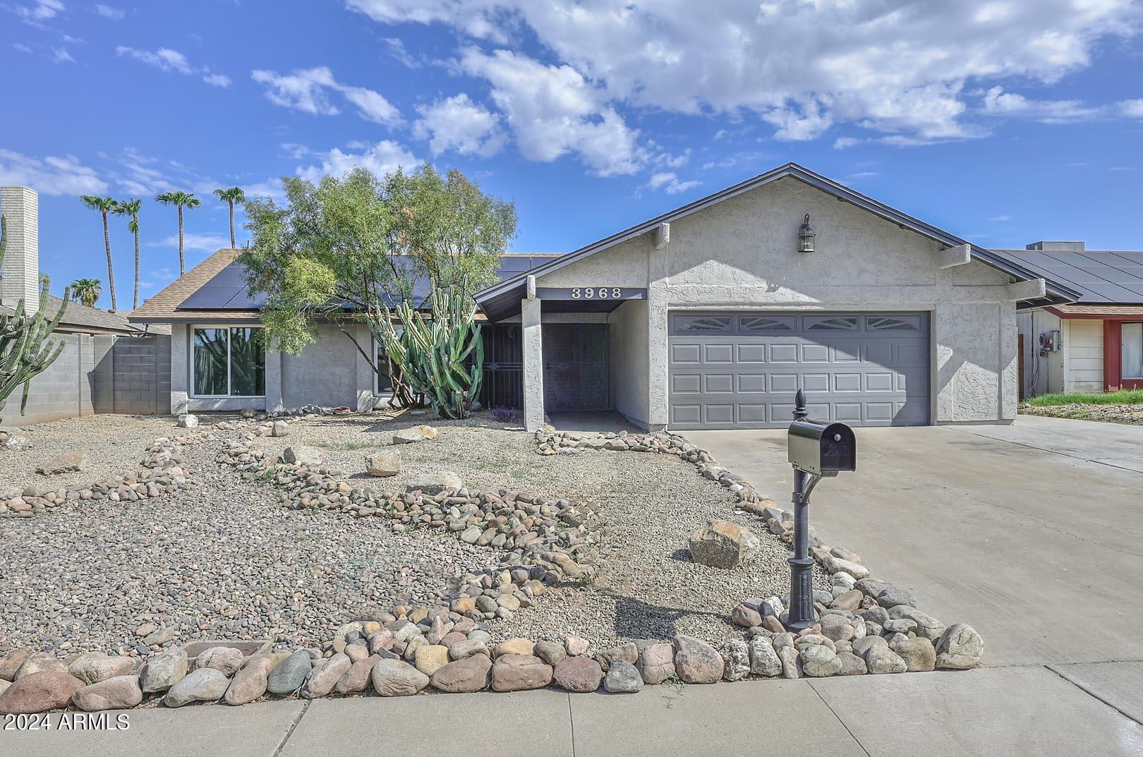 3968 West Hearn Road Phoenix, AZ 85053 - Photo 39 of 39 3968 W Hearn Rd- Front