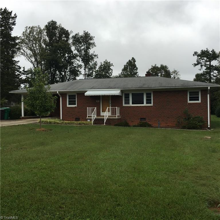 109 Edgeview Road High Point, NC 27260 - Photo 3 of 8 Gallery Image 3
