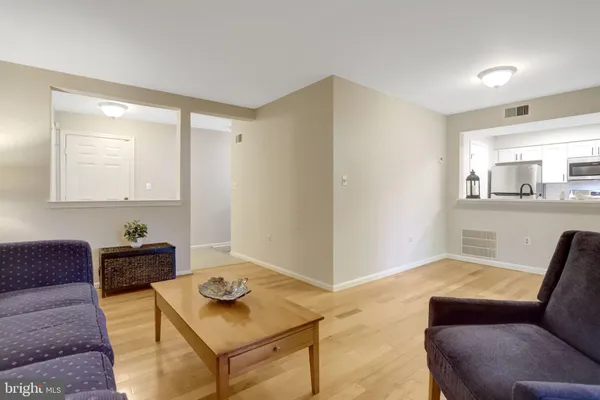 $385,000 | 3375 Lakeside View Drive, Unit 191, Falls Church, VA 22041