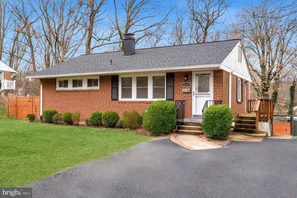 $3,850 | 6329 Gentele Court, Alexandria, VA 22310