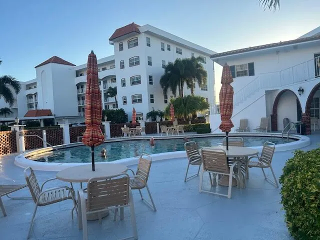 $4,000 | 28 Yacht Club Drive, Unit 107, North Palm Beach, FL 33408