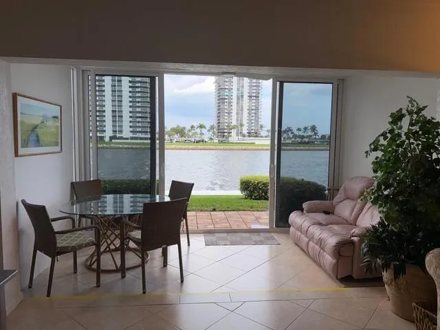 $4,000 | 28 Yacht Club Drive, Unit 107, North Palm Beach, FL 33408