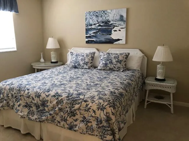 $4,000 | 28 Yacht Club Drive, Unit 107, North Palm Beach, FL 33408