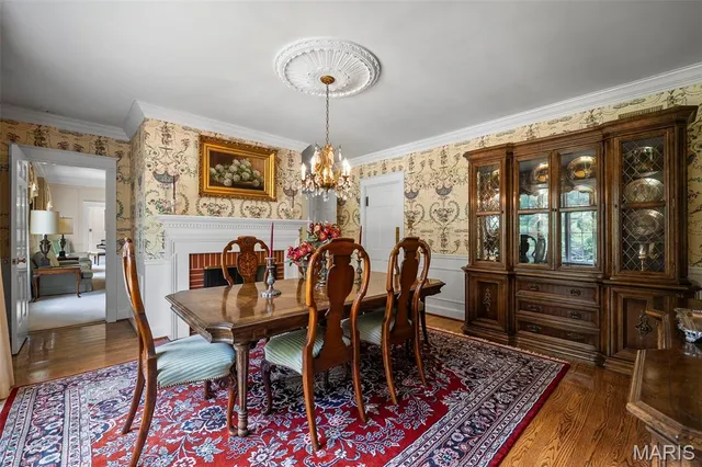 $2,399,000 | 26 Huntleigh Woods, Huntleigh, MO 63131