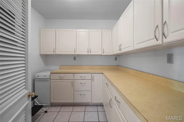 $2,399,000 | 26 Huntleigh Woods, Huntleigh, MO 63131