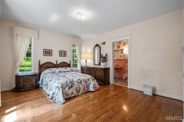 $2,399,000 | 26 Huntleigh Woods, Huntleigh, MO 63131