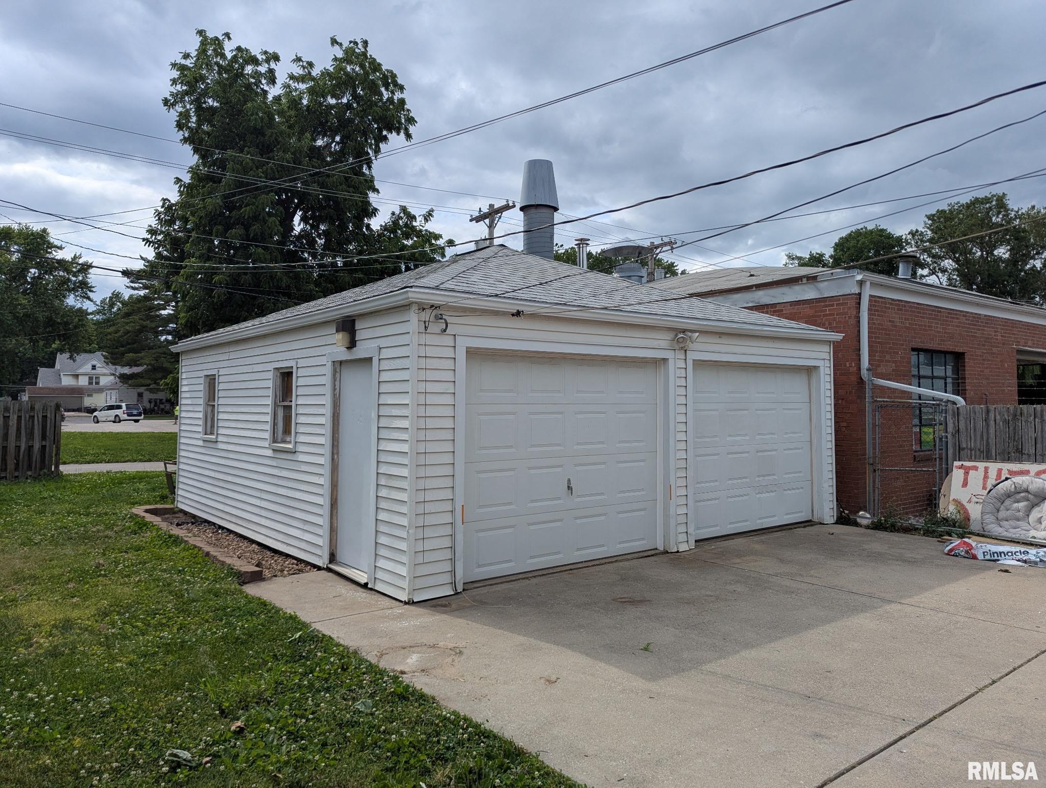 1531 North 9th Street Springfield, IL 62702 - Photo 3 of 12