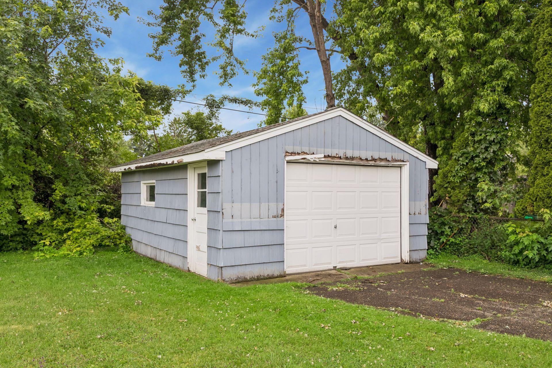 2002 Worcester Avenue St. Paul, MN 55116 - Photo 28 of 32