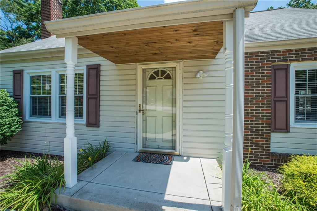 20 Moraine Road Pittsburgh, PA 15239 - Photo 2 of 25 Gallery Image 2