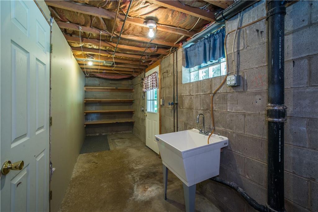 20 Moraine Road Pittsburgh, PA 15239 - Photo 19 of 25 Gallery Image 19