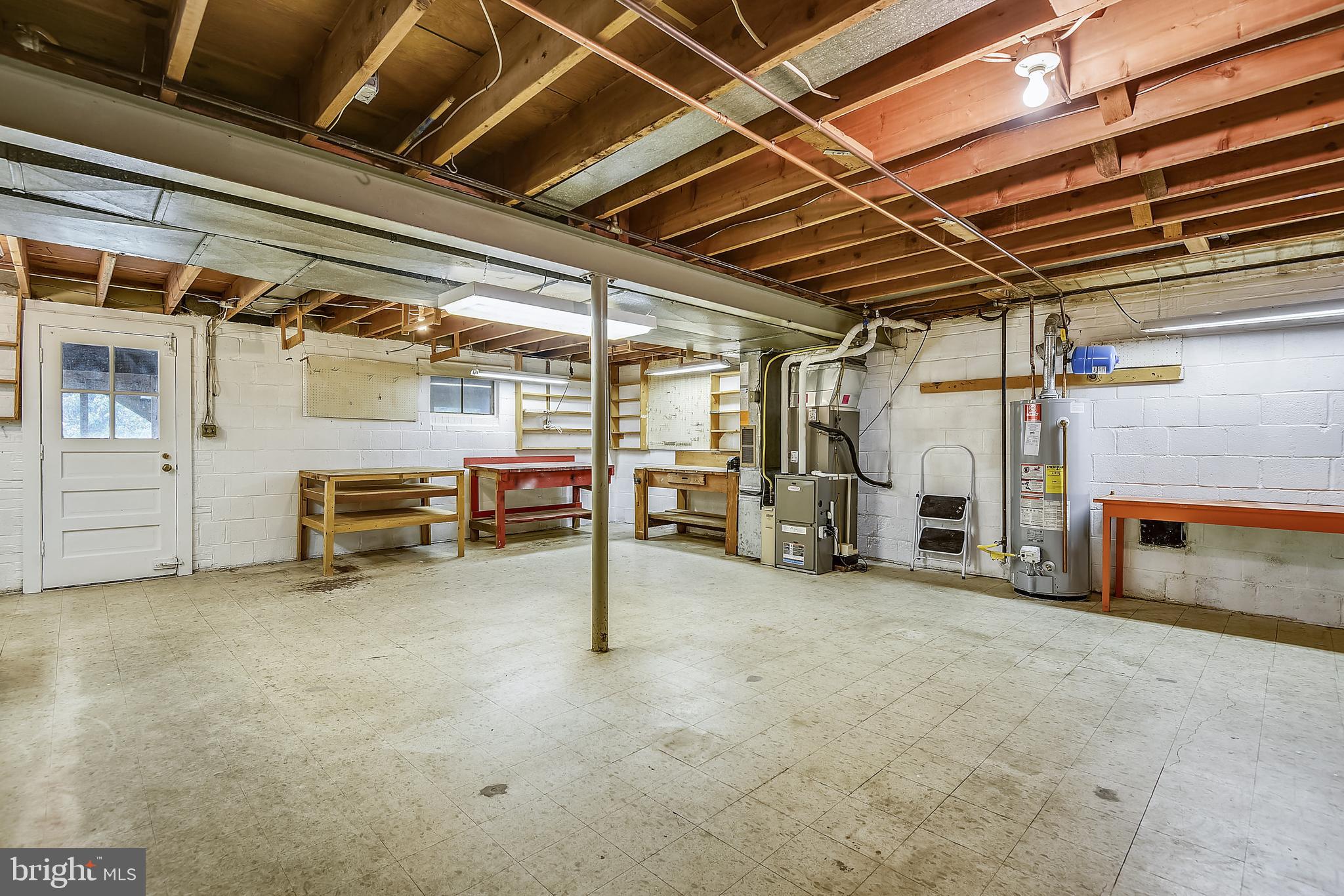 7925 Ellet Road Springfield, VA 22151 - Photo 41 of 58 Storage room/workshop with door to exterior.
