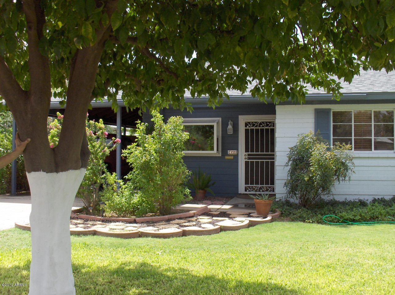 455 West Cheery Lynn Road Phoenix, AZ 85013 - Photo 2 of 5 2