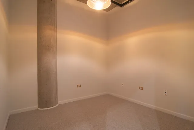 $3,500 | 125 East 13th Street, Unit 1210, Chicago, IL 60605