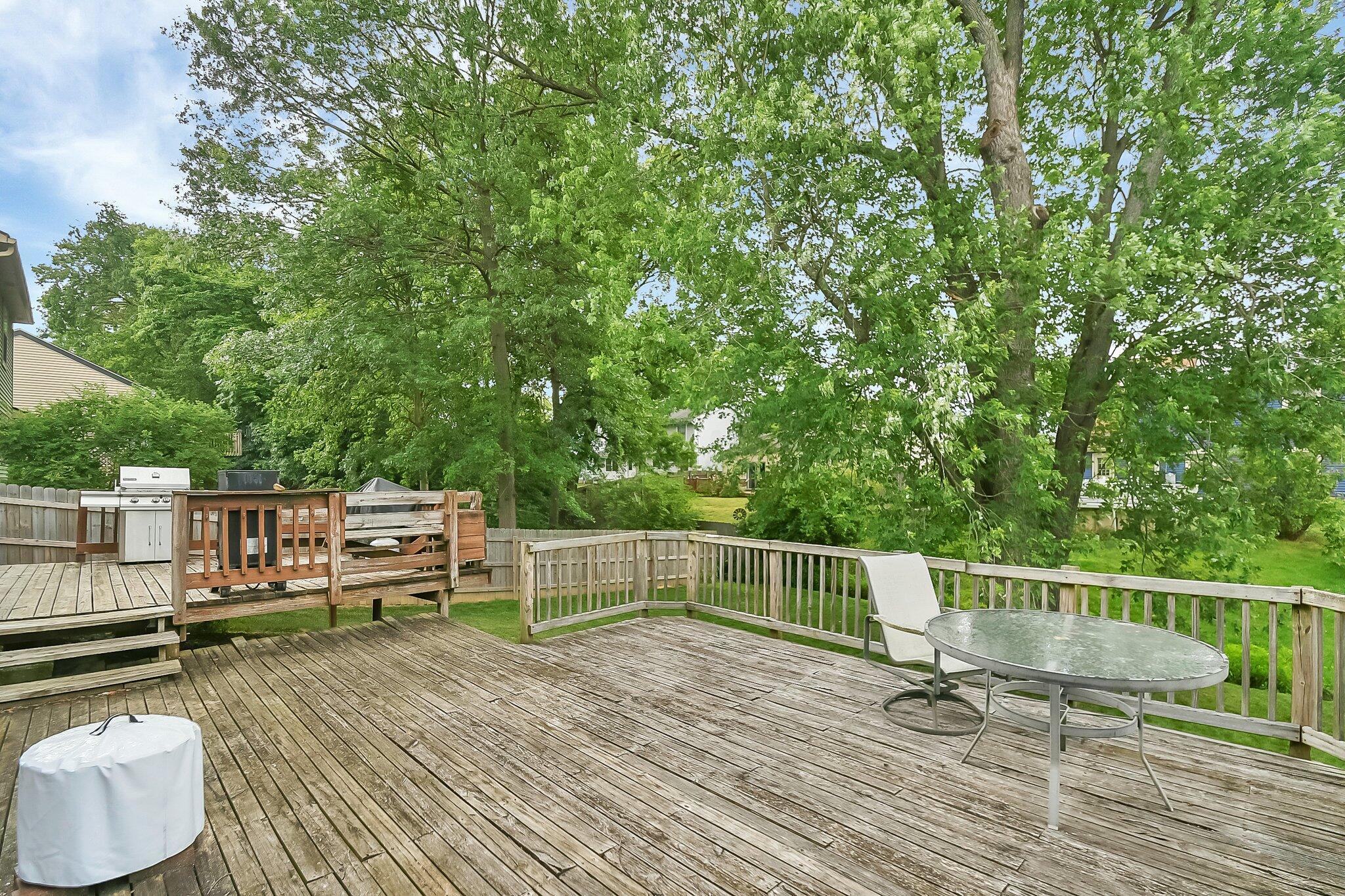 278 Rimbey Avenue Columbus, OH 43230 - Photo 24 of 29 Deck Overlooking Back Yard