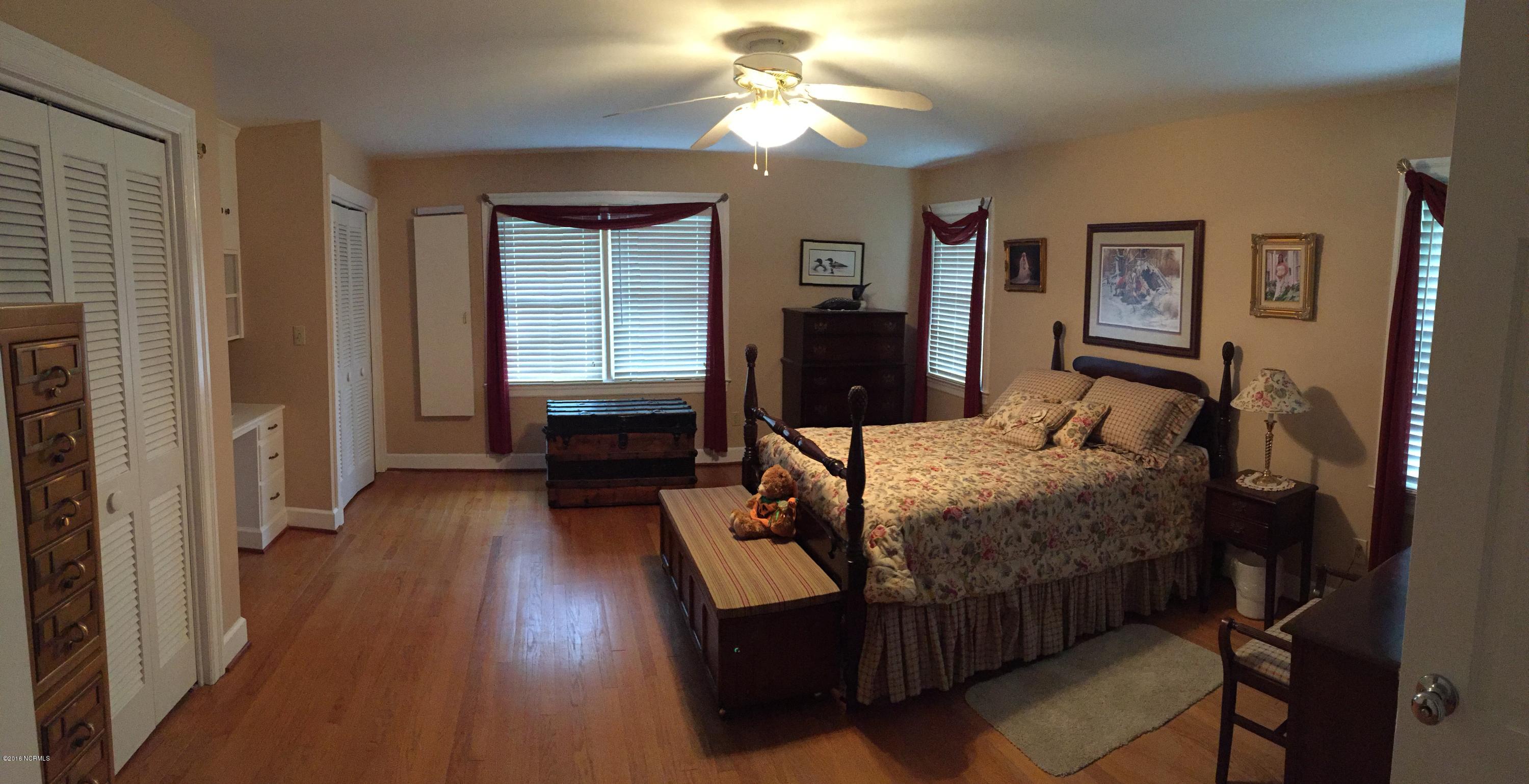 1218 Rowan Road Clinton, NC 28328 - Photo 12 of 20 IMG_4822