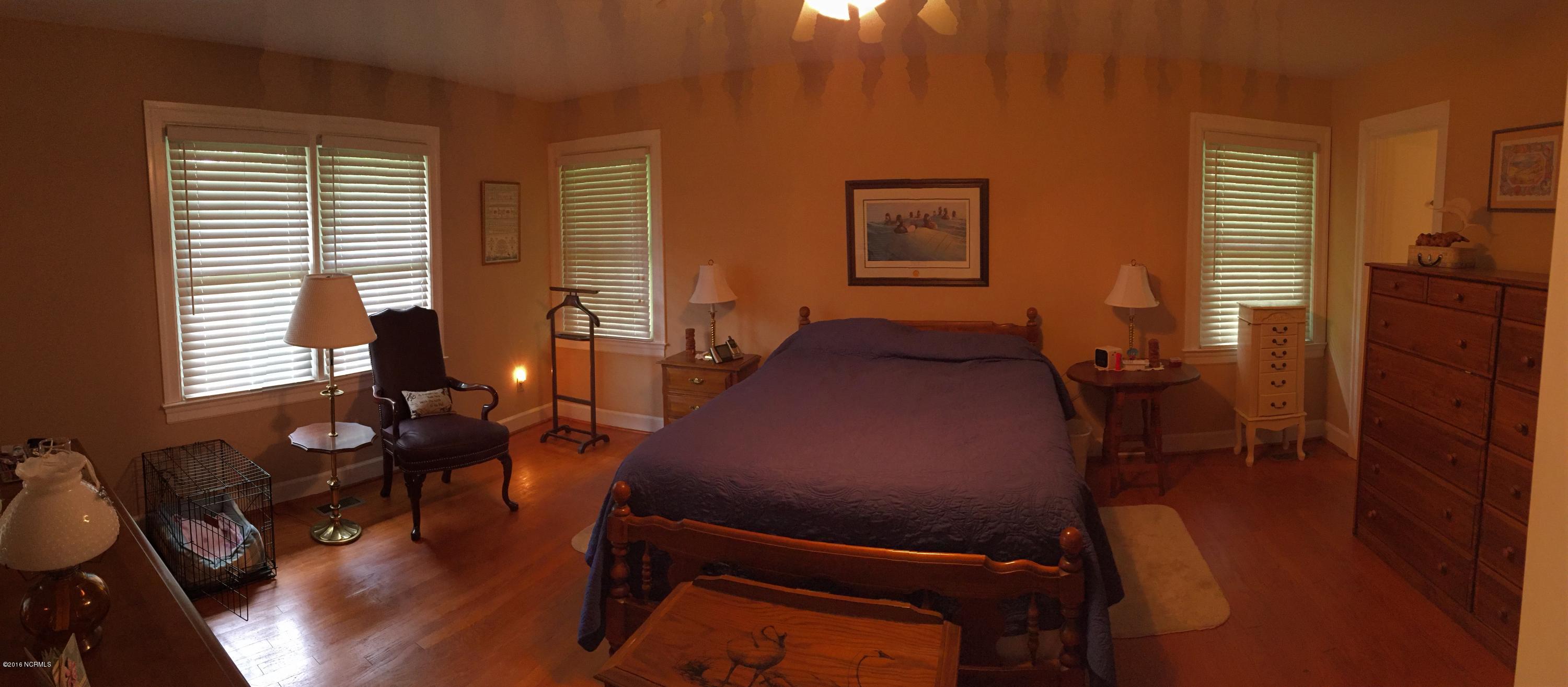 1218 Rowan Road Clinton, NC 28328 - Photo 13 of 20 IMG_4824