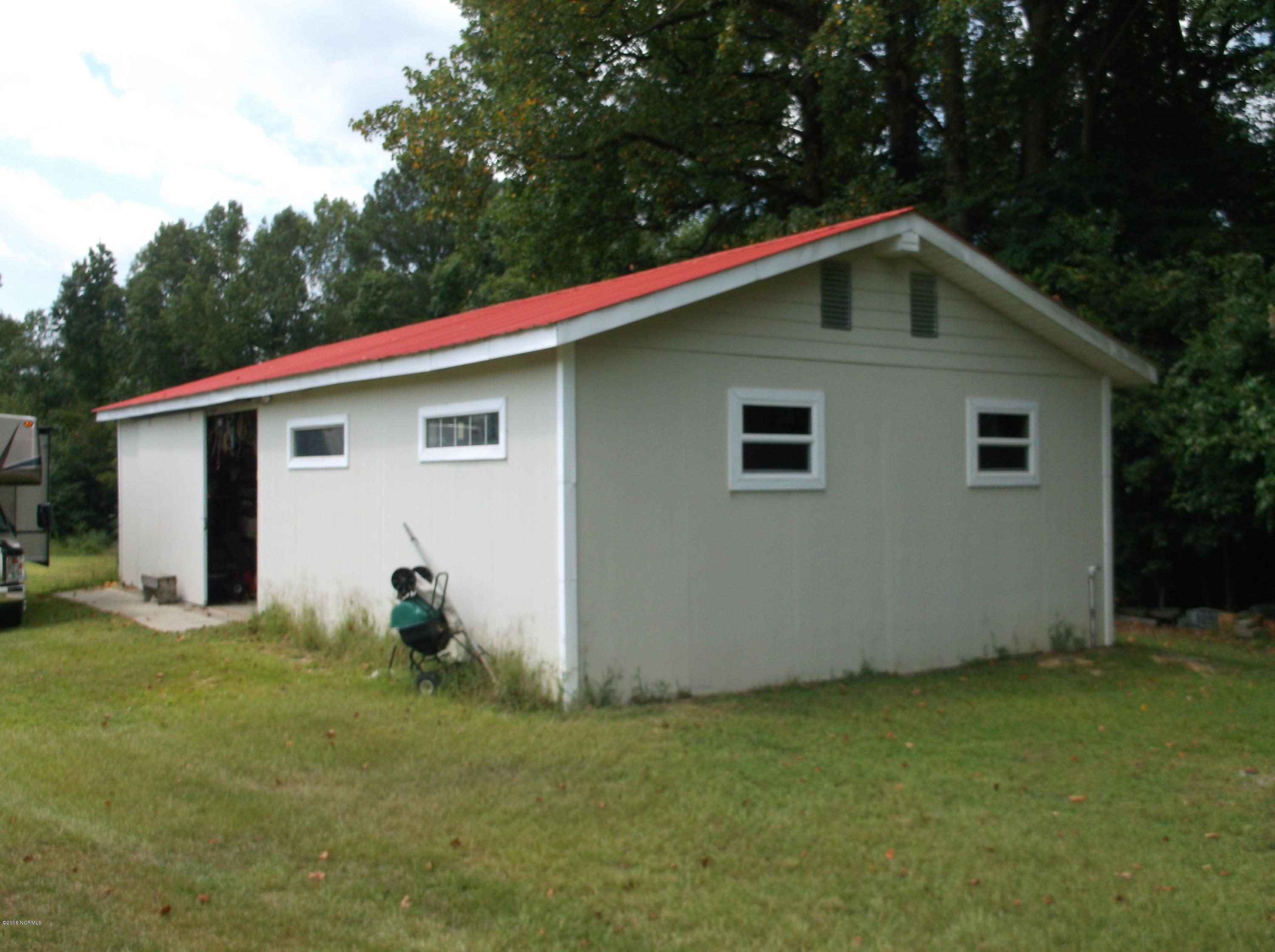 1218 Rowan Road Clinton, NC 28328 - Photo 20 of 20 DSCF4625