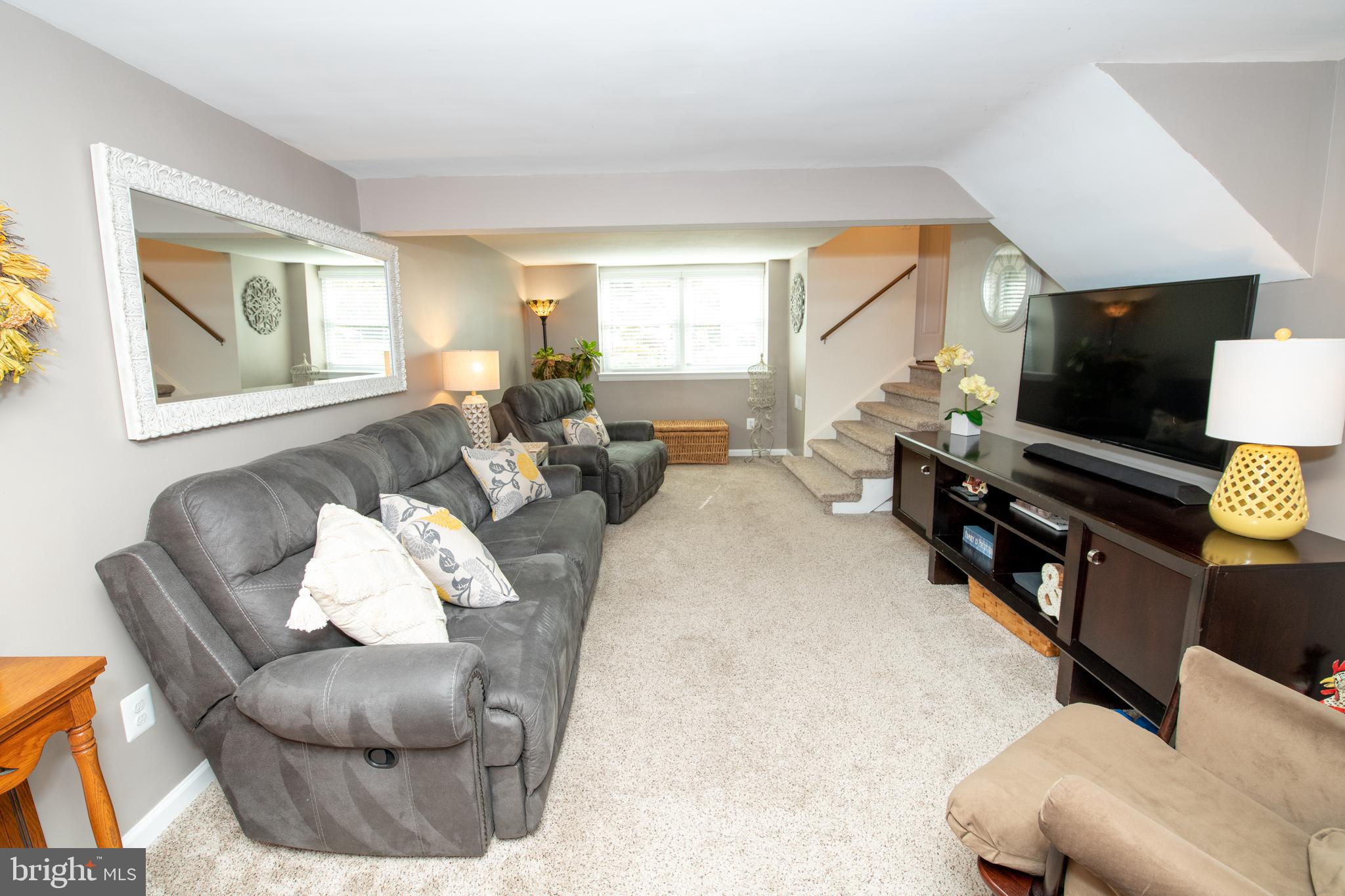 1014 Anna Road Huntingdon Valley, PA 19006 - Photo 38 of 47