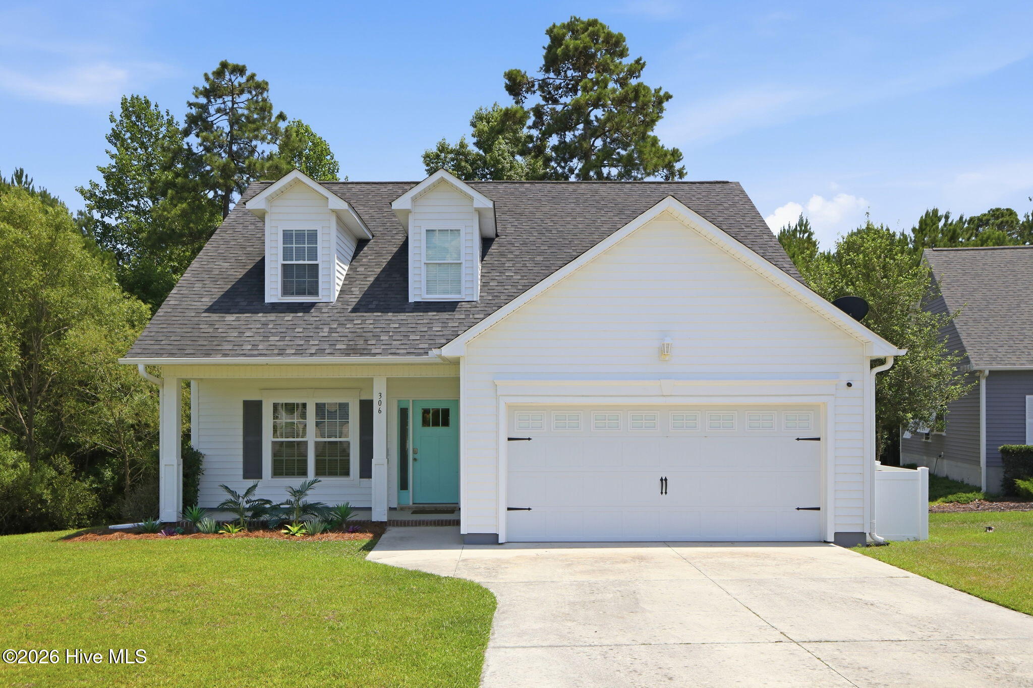 306 Oak Ridge Court Swansboro, NC 28584 - Photo 1 of 46