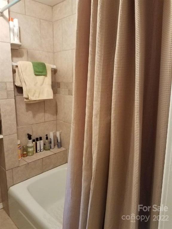 19 Chicory Ridge Sylva, NC 28779 - Photo 4 of 23 Gallery Image 4