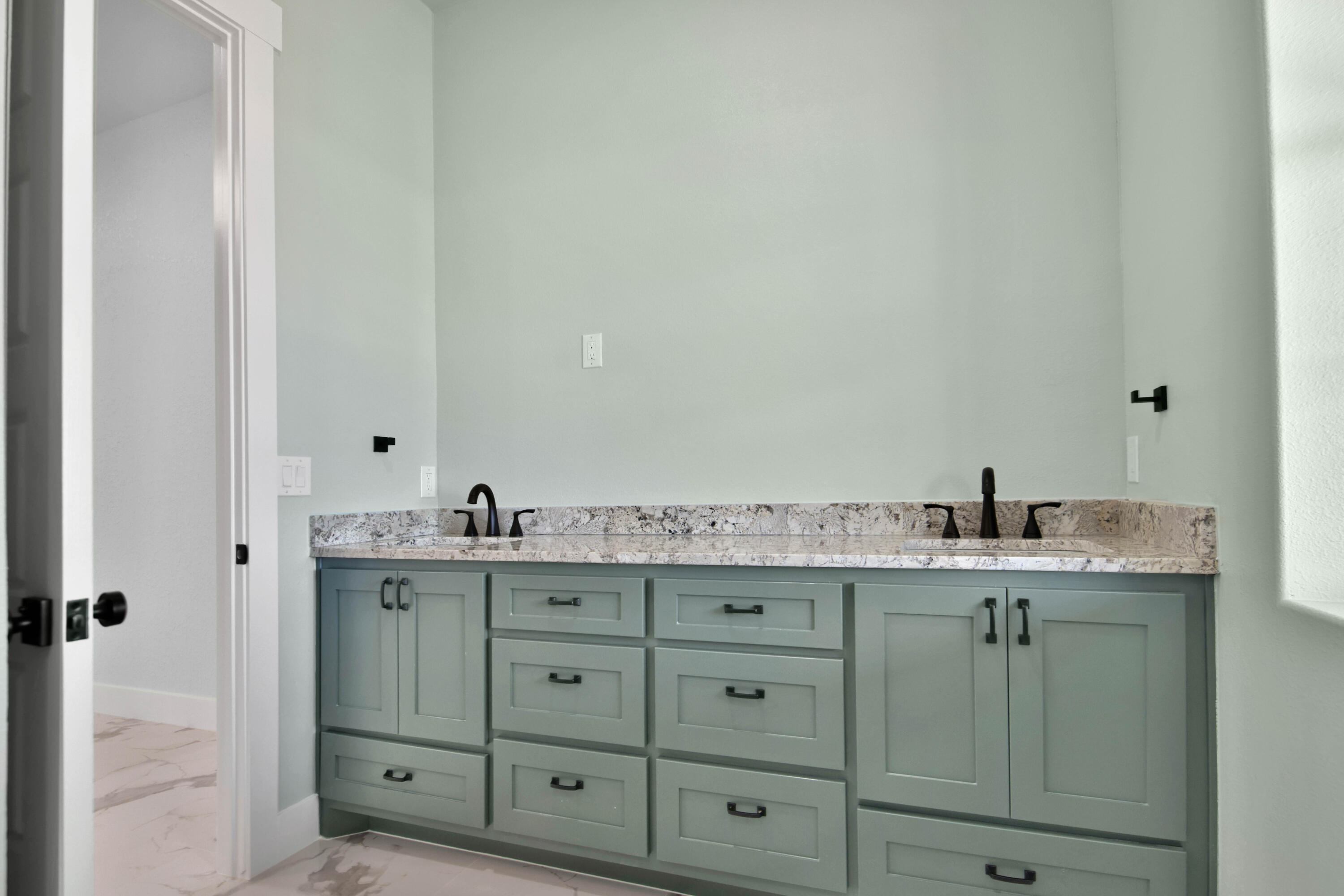 4317 East C R 6000 Lubbock, TX 79403 - Photo 39 of 65 IMG_0655