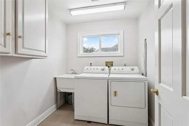 $705,000 | 205 West Maple Ridge Drive, Metairie, LA 70001