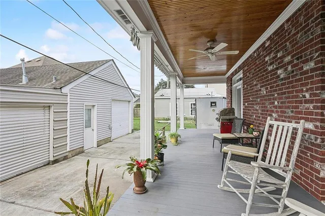 $705,000 | 205 West Maple Ridge Drive, Metairie, LA 70001