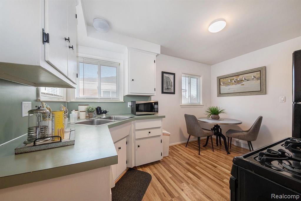 1426 13 Mile Road Royal Oak, MI 48073 - Photo 12 of 26