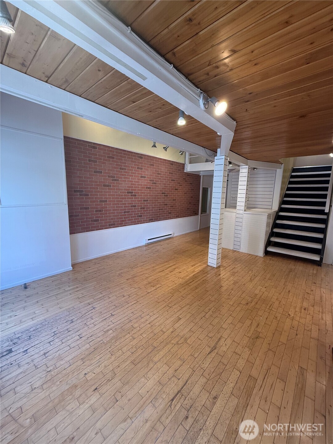1302 12th Street Bellingham, WA 98225 - Photo 10 of 22