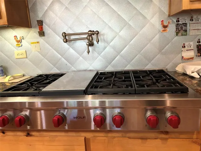 $1,000,000 | 117 Hawkwood Court, Comanche, TX 76442