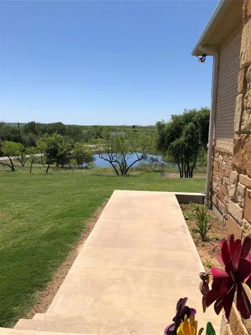 $1,000,000 | 117 Hawkwood Court, Comanche, TX 76442