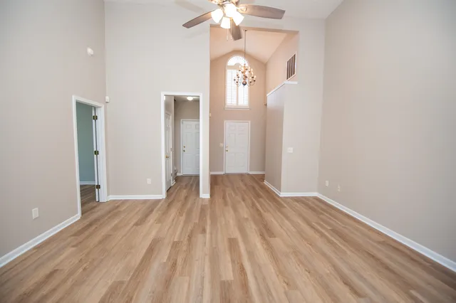 $319,900 | 743 Lanyon Lane, Spartanburg, SC 29301