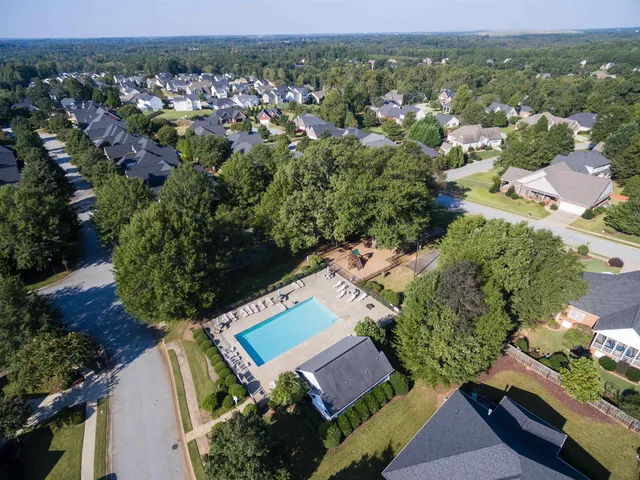$319,900 | 743 Lanyon Lane, Spartanburg, SC 29301