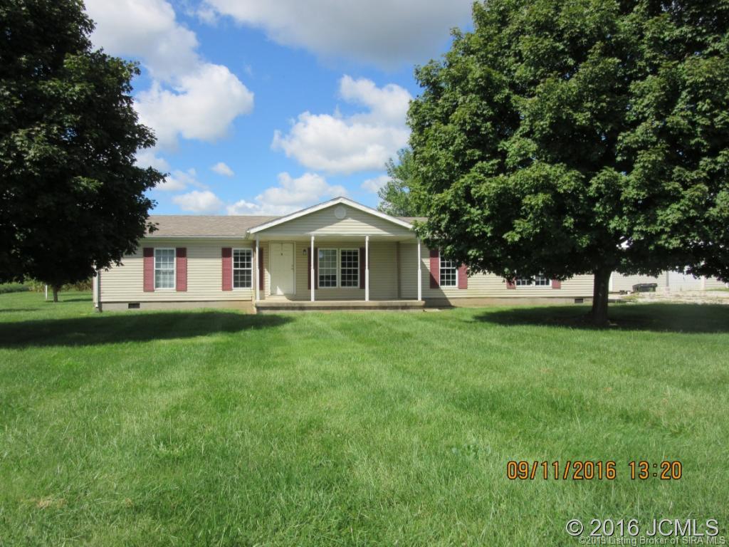 2715 North Thompson Road Madison, IN 47250 - Photo 1 of 14