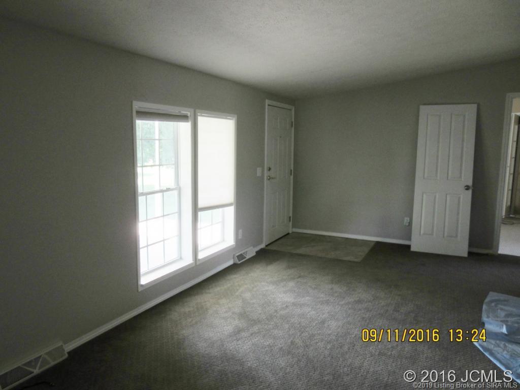 2715 North Thompson Road Madison, IN 47250 - Photo 5 of 14