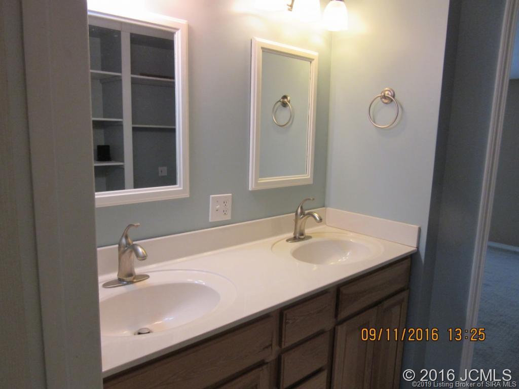 2715 North Thompson Road Madison, IN 47250 - Photo 7 of 14