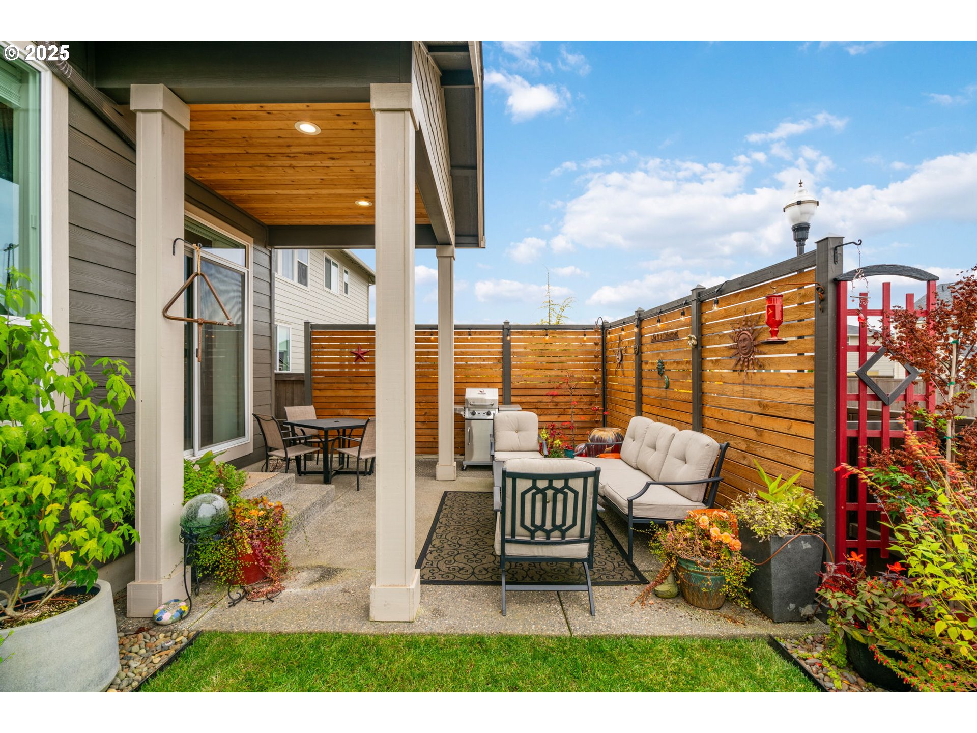 8842 North 3rd Circle Ridgefield, WA 98642 - Photo 40 of 46 a outdoor view with sitting space