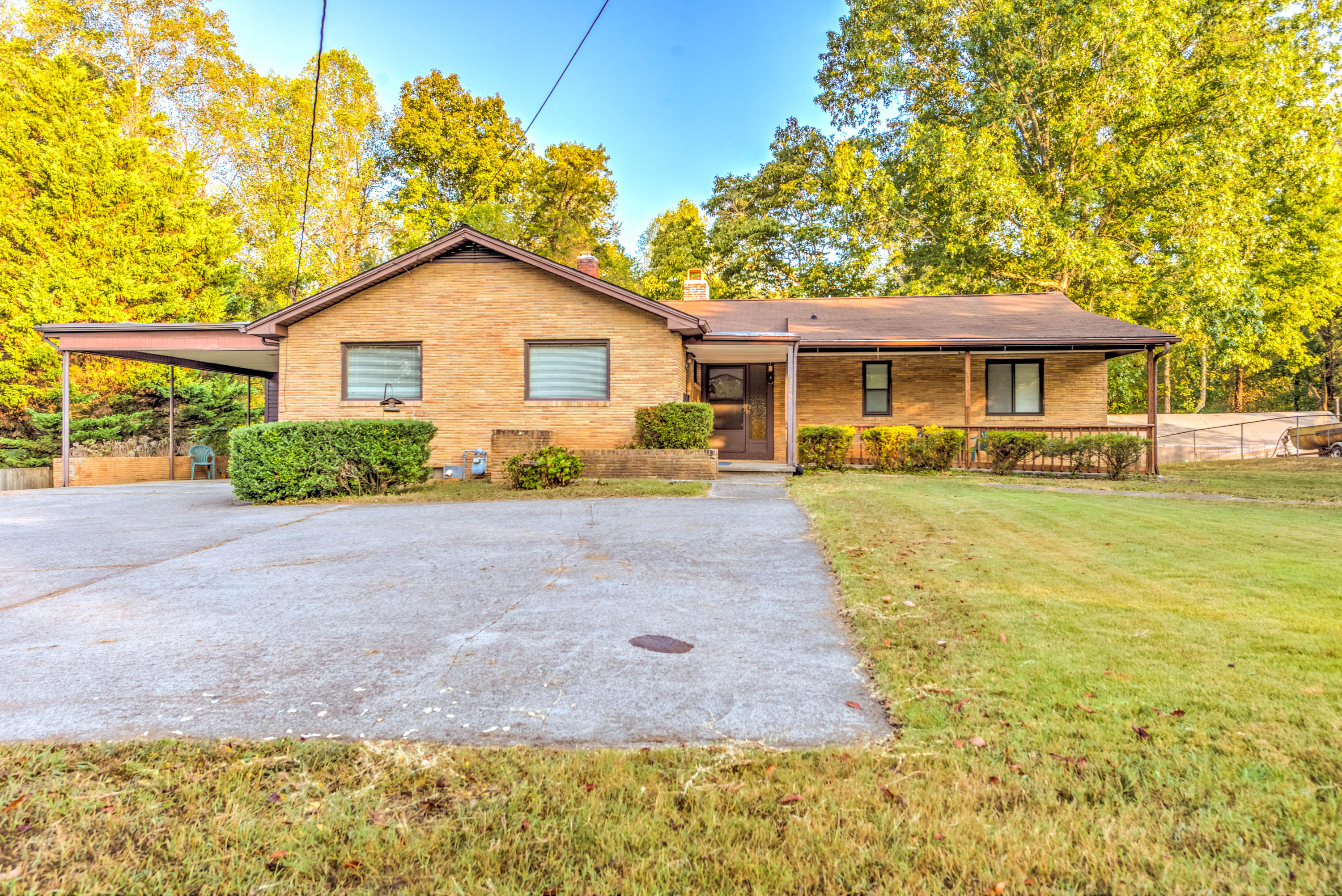136 Outer Drive Oak Ridge, TN 37830 - Photo 1 of 32 1 (22)