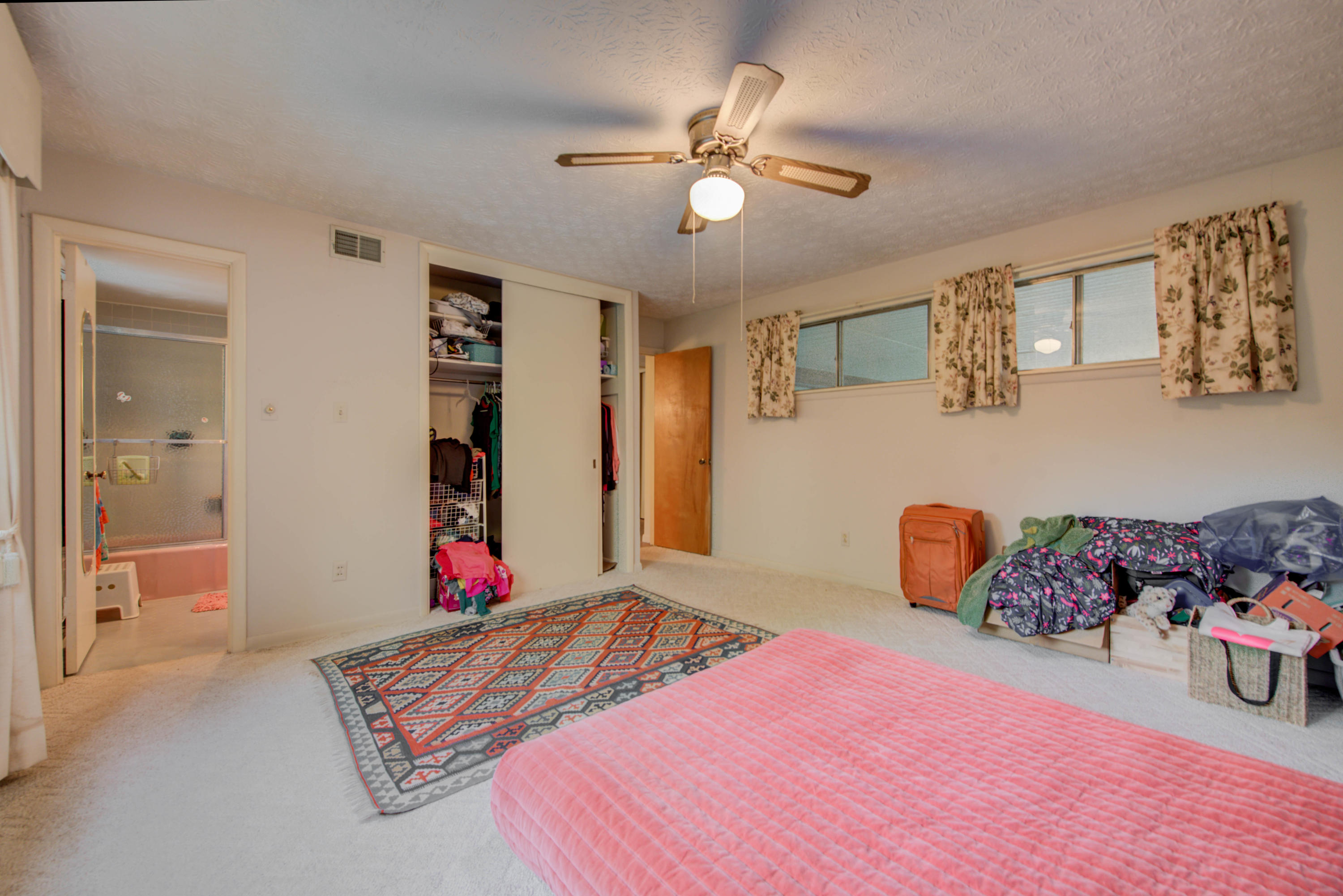 136 Outer Drive Oak Ridge, TN 37830 - Photo 15 of 32 15 (15)