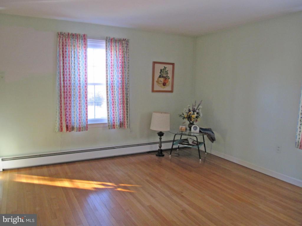 1639 Esbenshade Road Lancaster, PA 17601 - Photo 15 of 16 Gallery Image 15