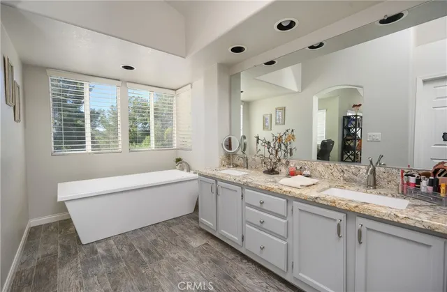 $685,000 | 23791 VÃa De Gema Linda, Murrieta, CA 92562
