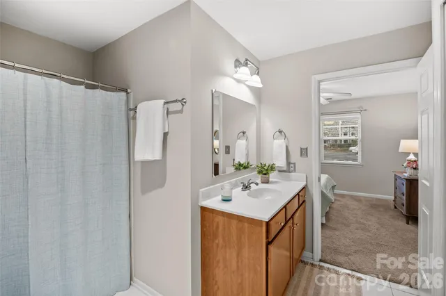 $310,000 | 2210 Sumner Green Avenue, Unit M, Charlotte, NC 28203