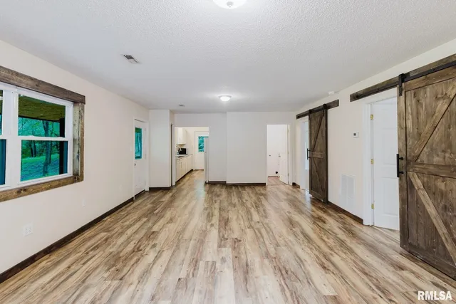 $224,900 | 880 Highway 166, Creal Springs, IL 62922