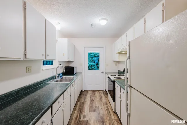 $224,900 | 880 Highway 166, Creal Springs, IL 62922