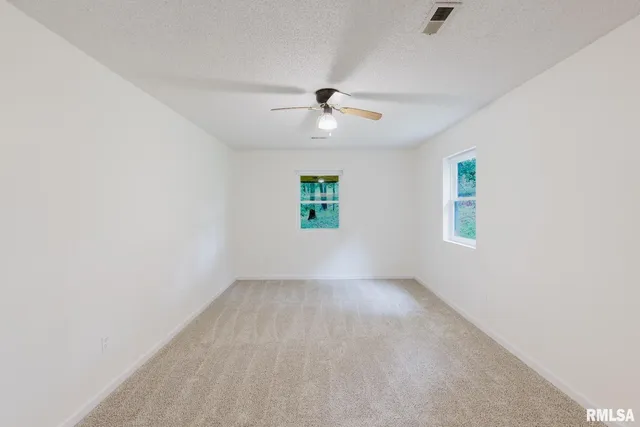 $224,900 | 880 Highway 166, Creal Springs, IL 62922