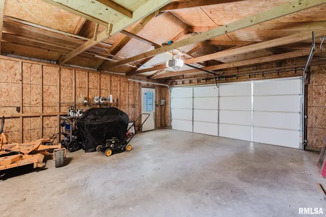 $224,900 | 880 Highway 166, Creal Springs, IL 62922