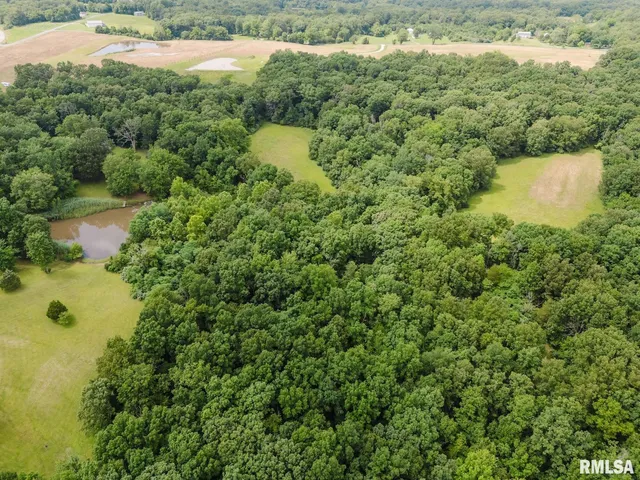 $224,900 | 880 Highway 166, Creal Springs, IL 62922