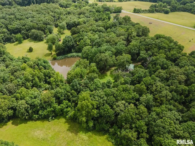 $224,900 | 880 Highway 166, Creal Springs, IL 62922