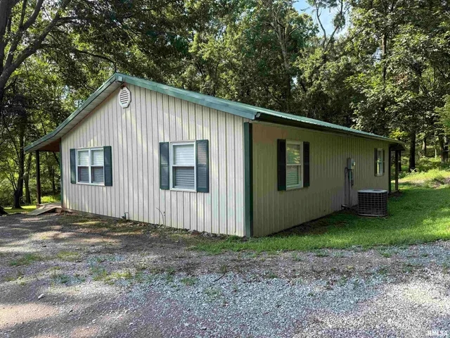 $224,900 | 880 Highway 166, Creal Springs, IL 62922