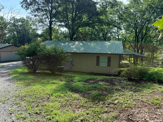 $224,900 | 880 Highway 166, Creal Springs, IL 62922